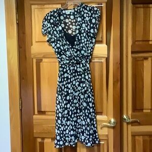 Dressbarn navy blue and White Circle Pattern Dress